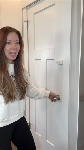 Child proof door lock that installs in seconds and keeps your kids safe #doorlock #childproof #childsafety #mommusthaves #newmomtips
