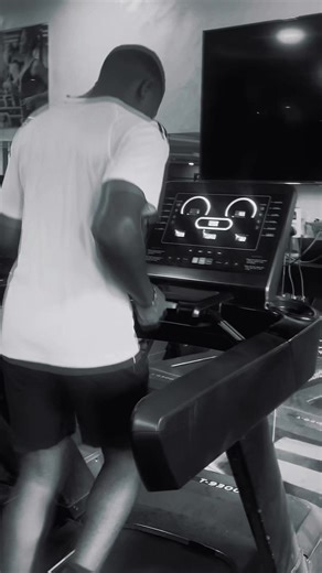 Khiz_edits (@khiz_edits)’s videos with original sound - Khiz_edits