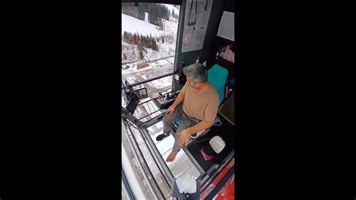 Mastering Crane Operations: Tips for Crane Operators