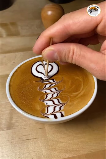 Creating a Latte Art Spiral with Precision