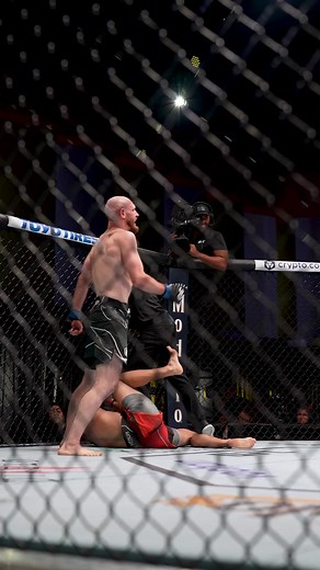 Baile letal! 🇷🇺 @slavaclaus #UFCVegas73 | UFC