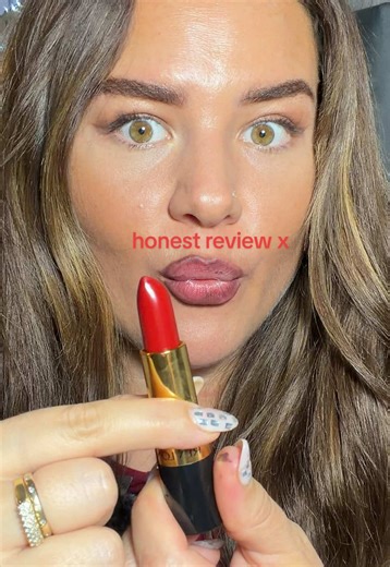 Did anyone else have this issue or was it just me 🤷🏻‍♀️ #revlon #lipcombo #redlip #review
