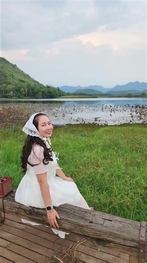 지금 이 순간 가족여행.칸차나부리 힐링카페.숨고르기 좋은곳.자연 그리고 호수.바람 그리고 구름....새소리...우리 가족의 영혼이 아름다운날에...