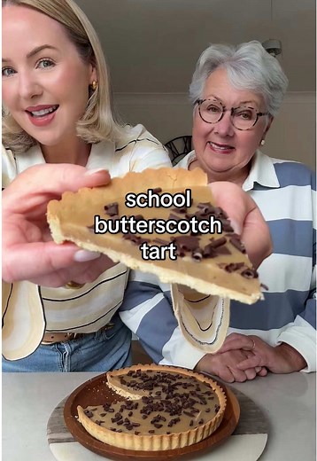 ad Mum’s bringing back school butterscotch tart! And thanks to @Waitrose & Partners this has to be our easiest school ‘bake’ yet… the ready-made sweet shortcrust pastry case is a lifesaver (it might even be better than Mum’s!) Sweet, glossy butterscotch filling, plenty of chocolate sprinkles on top… it tastes exactly like school dinners. Did you have this at school? 👇 Here’s what you need to make it… 1 Waitrose Cooks’ Ingredients Sweet Shortcrust Pastry Case 100g Duchy Organic Unsalted Butter 5