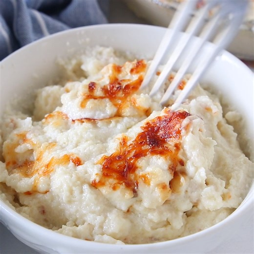 Creamy, cheesy, and totally comforting. This Keto Mashed Cauliflower with Cream Cheese and Asiago is the best mashed potato swap I have ever tried. It is perfect for weeknight dinners, holiday gatherings, or anytime you want a cozy side dish everyone will love. Comment the word RECIPE below, and I’ll send it straight to your inbox! 💌 🔗 https://joyfilledeats.com/cauliflower-mashers/ | Joy Filled Eats - Keto, Low Carb, & THM Recipes