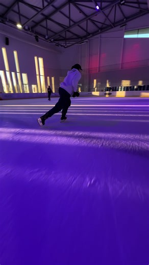 Hilarious Ice Skating Fails Compilation