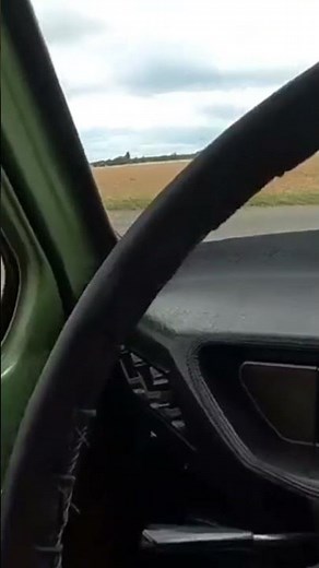 We rediscover a Renault 6 from the beautiful 70s!