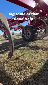 7.6K views · 76 reactions | Where is the “Good Help”? #farm #farming #farmlife #familyfarm #agriculture #reelsvideo #reelsfb #reels #tractor #caseih #johndeere #fun #harvest #country #work #hardwork #iowa #kids | Titman Farms | Facebook