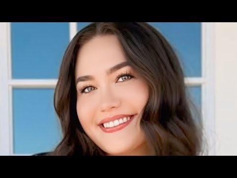 Priscilla Robert: Gorgeous Plus Size Curvy Model, Biography, Fashion Model And Lifestyle