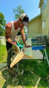 Stair Stringer Install #carpentry #stairs #contractor #constructionlife #stringers #deckbuilding