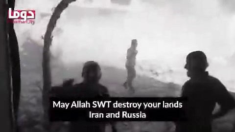 ثلاثٌ لا تُرَدُّ دعوتُهُم : الصَّائمُ حتَّى يُفطرَ والإمامُ العادلُ ودعْوةُ المظلومِ تُحمَلُ علَى الغَمامِ و تُفتَحُ لها أبوابُ السَّماءِ و يقولُ اللهُ تباركَ وتعالى وعزَّتي وجلالي لأنصرَنَّكَ ولَو بعدَ حينٍخلاصة حكم المحدث : حسنالراوي : أبو هريرة