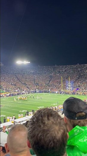 Ryon Sayeri Kicks a 42-yard USC Field Goal