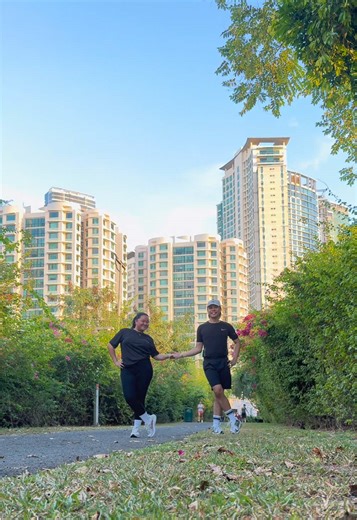 A Year of Running and Vibrant Connections with Sir Kim