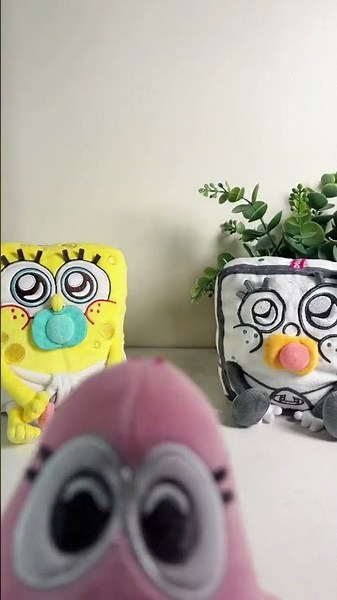 these spongebob plushies are baby 🥹