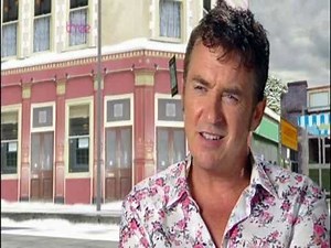 "Eastenders' Greatest Weddings" - 4 Weddings with Contributions by Shane Richie 11to12.11.10