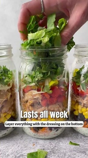 BBQ Chicken Mason Jar Salads for Easy Lunch Meal Prep