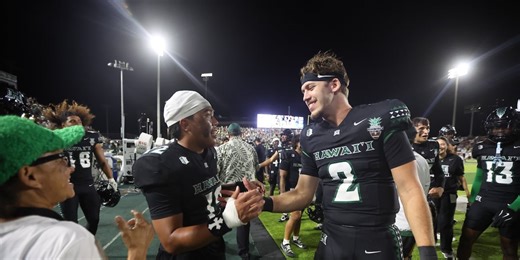 Hawaii’s backup quarterback to enter transfer portal