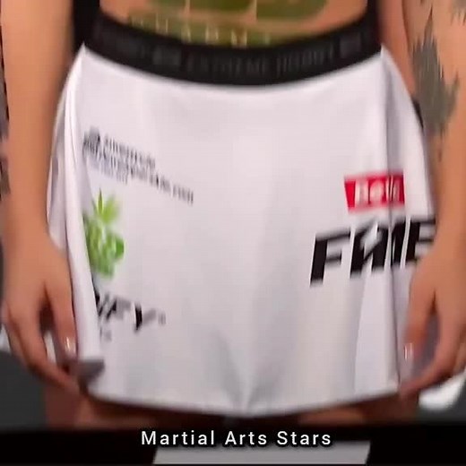 Meet Zusje: The Most Beautiful Female MMA Fighter