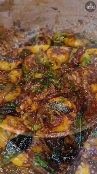 Delicious Prawn Varuval Recipe by Sheena