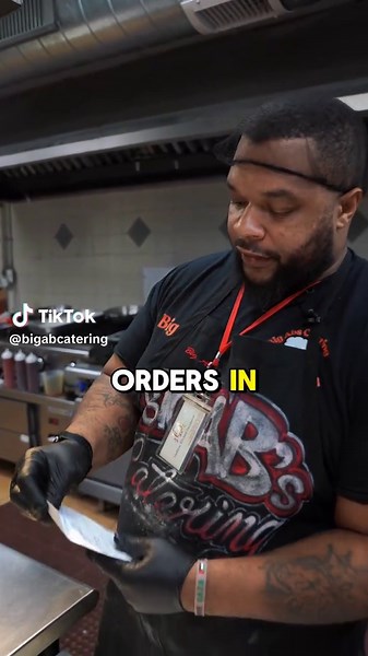 🔥 First orders are out! 100% Halal & packed with flavor! 🍽️💨📍 Come get yours now! #fyp #food #halal #viral