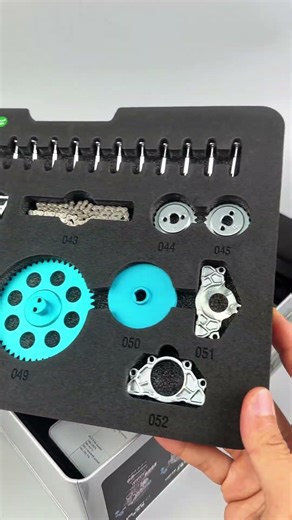 Inline-four-cylinder engine model kit #miniengine #DIYKits #EngineModel #usa #mechanic