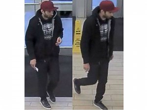 Skimmer Sought — Scam Device Spotted, Scammer at Large