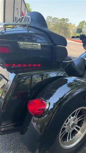 2022 Tri Glide® Ultra (Pre-owned)