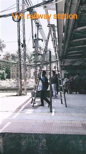 railway team' cabling work