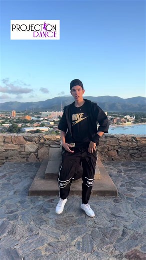 Aló 😎🔥 💜Projection Dance💜 @Katteyes 💕✨ #katteyes #alo #fyp #parati #nuevotrend