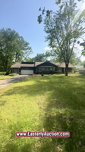 🏡 ABSOLUTE AUCTION – Starting Bid Just $98,000! 📍 240 Dickens Circle, Forsyth, MO 🗓️ Auction Day: Saturday, May 17th at 10AM 👀 Open House: Sunday, May 4th from 2–4 PM 💥 Real Estate Sells at 12PM ✨This spacious one-owner home is packed with potential—perfect for multi-generational living, rental income, or your dream workshop setup! With two full living quarters, dual kitchens, fireplaces, a huge garage, and a workshop with full bath, this is the opportunity you’ve been waiting for. 🛠️ Need