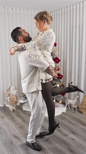 Kelly & Habib Arvan on Instagram: "Merry Christmas from our family to yours & a safe new year🎄🎅❤️"