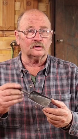 Small forged scoop for sorting nails and screws