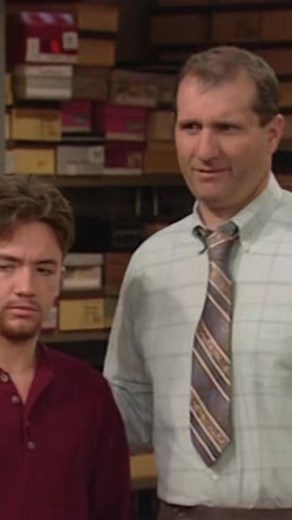 Al Bundy turned his shoe store into a men's shoe store 🤣🤣🤣🤣#albundy #marriedwithchildren #sitcom #comedy #humor #edoneill | Al Bundy Store