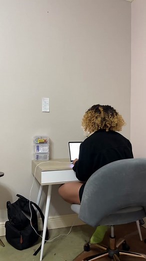 I’m so excited about my new lululemon Studio Mirror! Fitting workouts into busy days just got so much easier. With over 10,000 workouts to choose from, I will never get bored with my new home fitness addition! @lululemon @lululemon Studio #ad #lululemonstudio