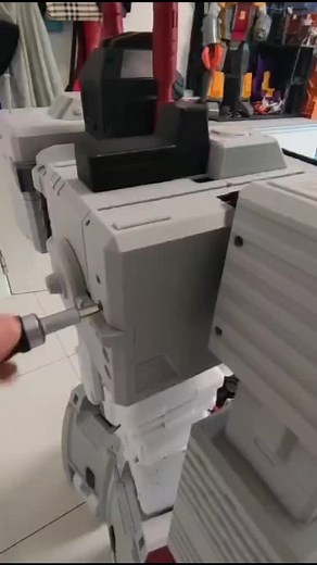 The upcoming LikeToys Metroplex - Pt. 2 #transformers #autobots #optimusprime #decepticons #hasbro #toys #toyphotography #megatron #bumblebee #transformersg1 #actionfigures #transformerstoys #toycollector #autobot #cybertron #toystagram #decepticon #takaratomy #transformerscollector #robot #morethanmeetstheeye #transformersmasterpiece #robotsindisguise #starscream #warforcybertron #transformerscollection #transformersprime #studioseries #metroplex #liketoys | The Reflector Files