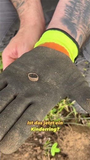 Traumhafter alter Ring! 😍 Was denkt ihr: Damen- oder Kinderring? 👇 #metalldetektor