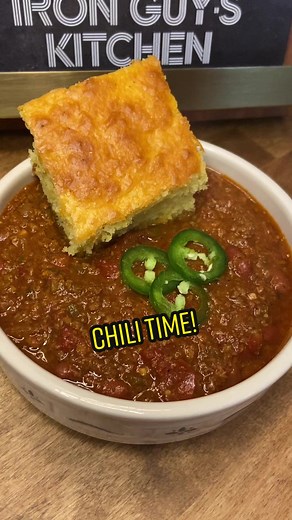 Delicious Homemade Chili Recipe for Winter Nights