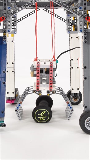 😱 Can This LEGO Gripper Pick Up Anything?#legocar #lego #legotechnic #robot