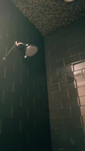 Christmas night routine⚡️⚡️ comment some video ideas!!🎄⚡️ #LittleVoice #HurtMyFeelings #moodflip TYSM FOR 500 FOLLOWERS🤩 #fyp #christmas #fypシ