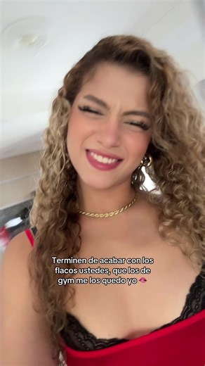 Videos de Melina Smith Model (@melinasmithof) con “sonido original - ꜱᴏɴɢ ᴛɪᴍᴇ”