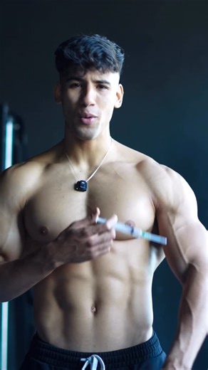 UNBREAKABLE on Instagram: "How to be Shredded and Strong at the same time naturally 🔥🚀 Save And Try ✅ . . #calisthenics #shredded #strong #fitnessmotivation #bodybuilding #pump #gymlife #strength #explorepage #fitnesstip #biceps #squats #bench #motivation"