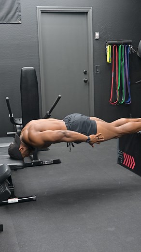 Jarell Carter | Seriously though what are you training for??🥴 #challenge #core #mobility #corestrength #coretraining #calisthenics #calisthenicsworkout... | Instagram