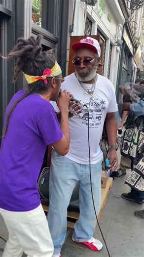 FlashbackFriday! Street Party Vibes on Portobello Road