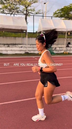 Yna Mercado, RND on Instagram: "Carbo loading isn’t just “eating more food.” It means increasing the percentage of your total calories coming specifically from CARBOHYDRATES, not protein, not fats so your muscles can store extra glycogen for prolonged performance. So unless you’re prepping for 90+ minutes of continuous endurance, you’re not carb loading, you’re just eating more. Carb Loading Strat 🍚🥔🍠🍞🥖 ✨Daily carbs: 7–12 g/kg body weight ✨Timing: Peak intake 24–48 hrs before the event Load