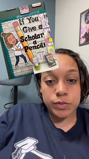 Free website to make large posters for teachers! #teachertips #greenscreensticker