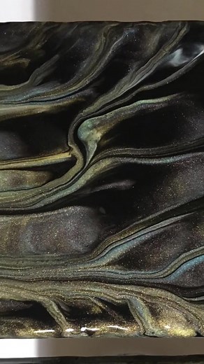 Mastering Double Dip Techniques in Acrylic Pouring