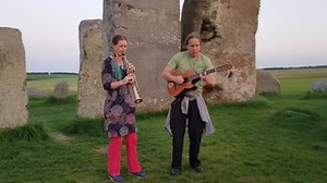 Video clip shared by @salisburytours on Twitter yesterday during a sunset access experience. Wonderful acoustics within the inner circle at Stonehenge. | Stonehenge Stone Circle