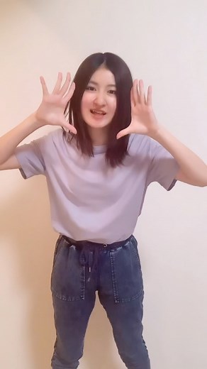 小林星蘭 on Instagram: "パロナヤ！！ O.O.Oを10分暗記チャレンジ〜 私がもしガルプラ応募してたら書類落ちですねwww #girlsplanet999 #踊ってみた #Tシャツ前後逆で着てるけどバレてないよね"