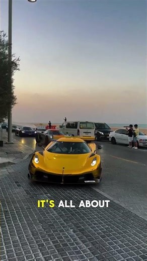 Bugatti vs Koenigsegg… Which One Is Better