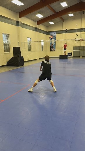 🏐 Hard work behind the scenes! Watch this college libero sharpen his passing skills during a private lesson—because every rep matters.⁣ ⁣ Want to take your game to the next level? Book a private lesson with us! Link in bio.⁣ ⁣ ATHLETE: Lincoln Geist (Libero | Lindenwood University)⁣ TRAINER: Alex Hurlburt⁣ LOCATION: TVI Wheaton⁣ ⁣ #VolleyballTraining #LiberoLife #EveryRepCounts #Volleyball #PrivateLessons #TrainToWin #GameChangers #LevelUp #sports #volleyball #training #gym #motivation #inspira